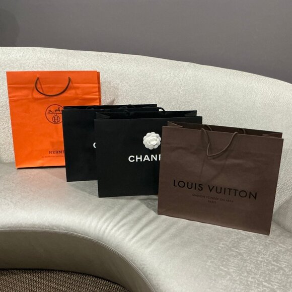 Tory Burch Large gift bag 20.5 x 18.5 x 5.5 (1 piece) - Picture 9 of 16